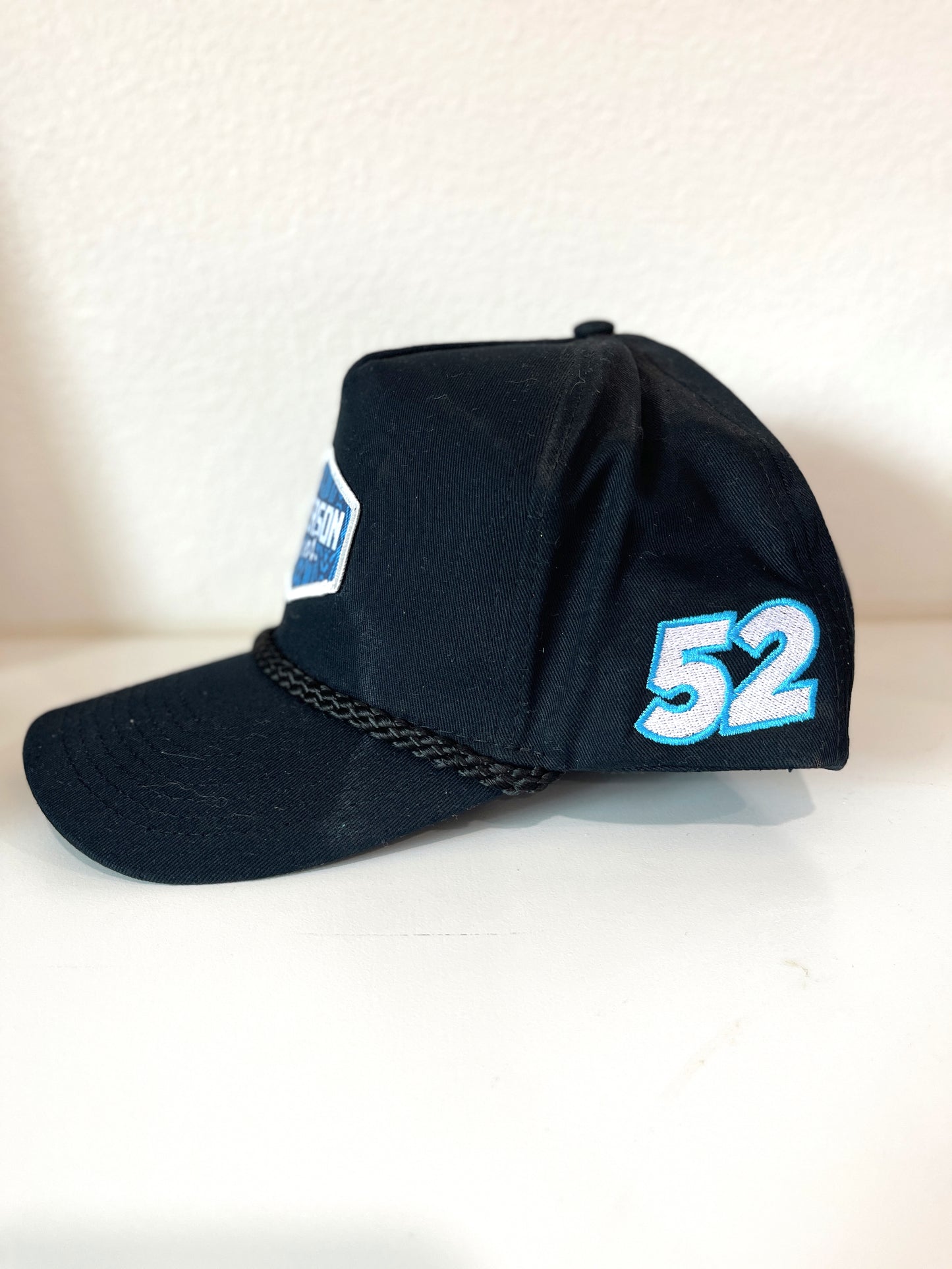 37 52 Hat